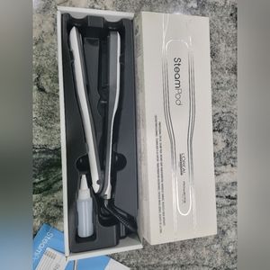 L'Oreal Steampod Hair Styler and Straightener